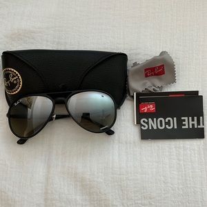 Silver and black reflective Raybans